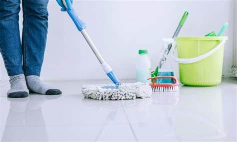 تنظيف الأرضيات والباركيه
